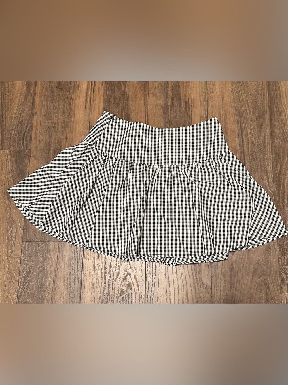 New Urban Daizy Gingham  Mini skater Skirt Medium NWT Flutter